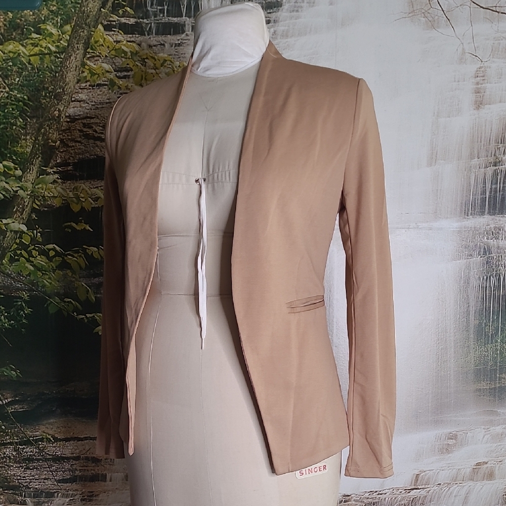New! ClearFlower Womens Small Light Brown open style lightweight Blazer